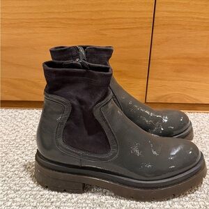 NEW Aquatalia Women’s Della